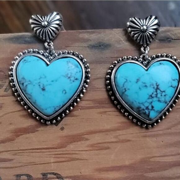 Fashion Jewelry Jewelry - Turquoise Alloy Heart Dangle Earrings